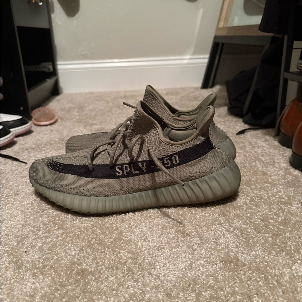 Yeezy Boost 350 V2 in Olive and Black